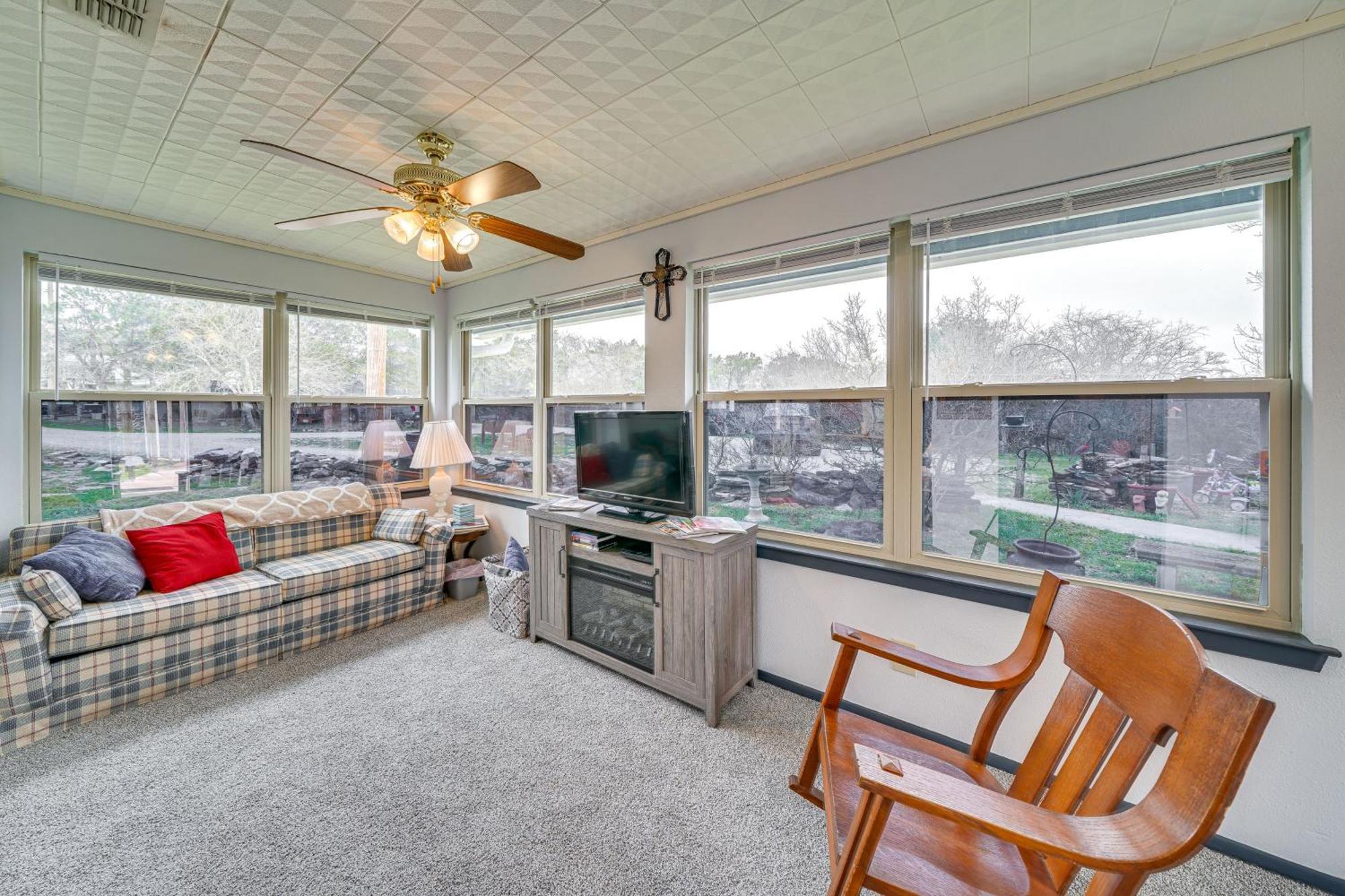 Cozy Kerrville Guest Cottage Near Guadalupe River! エクステリア 写真